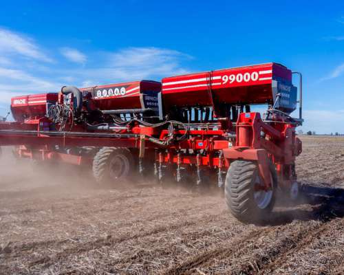 Sembradora de Granos Gruesos 99000. Apache