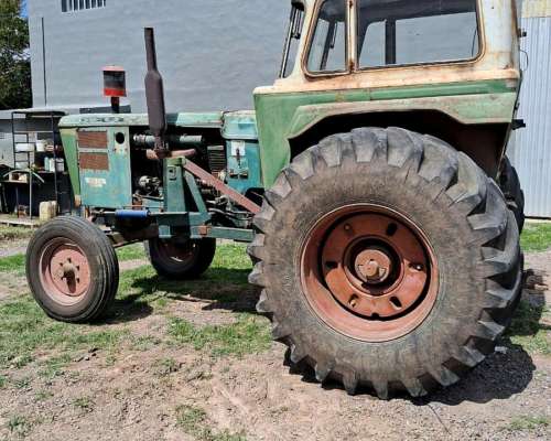 Tractor Deutz a 85 Motor 2114 con Cabina