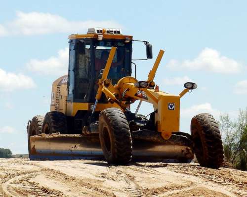 Motoniveladora Modelo GR 180 BR Marca Xcmg