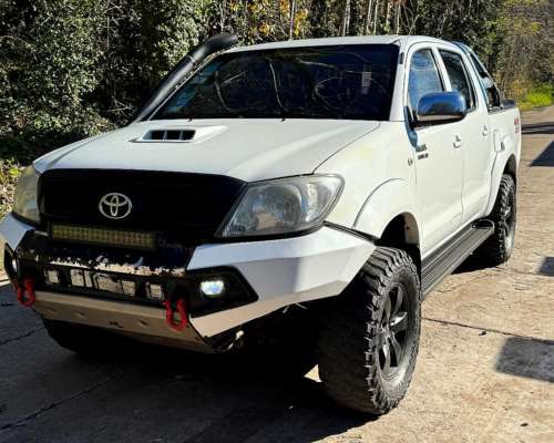 Toyota Hilux SRV 3.0 Aut. Cuero 4X4