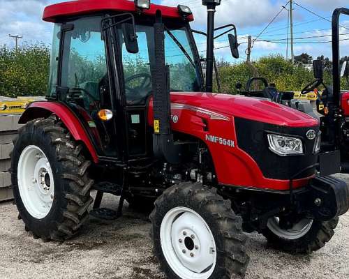 Tractor YTO 55hp Cabinado / Techo 4X4 - Financiación