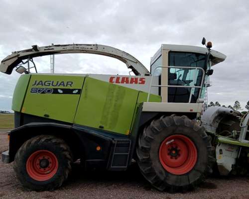 Picadora Jaguar 870 año 2006 con Cabezal RU 450 Xtra