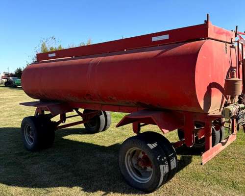 Cisterna de 5.000 Litros con Bomba