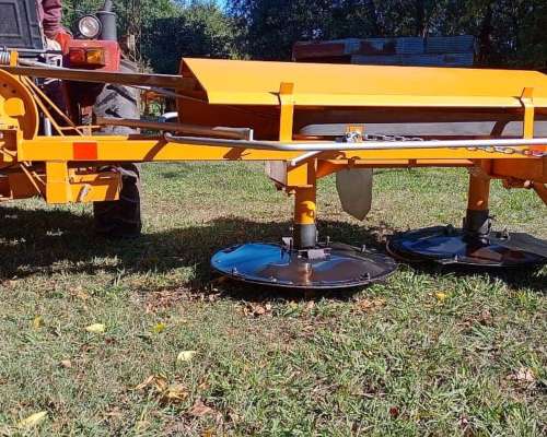 Segadora de Discos para Henificacion , Pasturas y Alfalfa