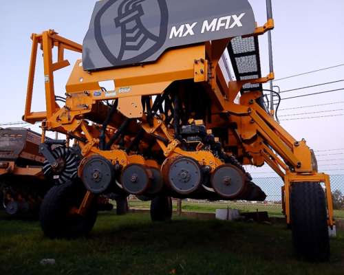 Sembradora MX MAX 33 a 21 Usada con Kit