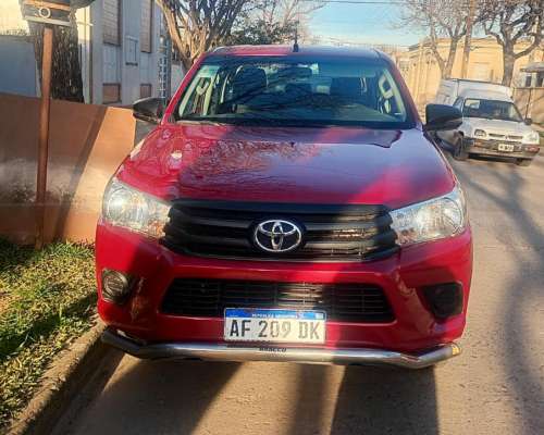 Vendo Toyota Hilux D/C 4X4 año 2022