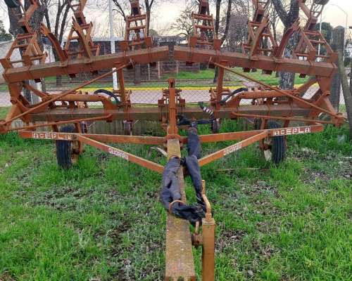 Vendo Escardillo Crucianelli - Acepla