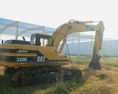 Excavadora Caterpillar 320 BL con Oruga . Zona Norte BS AS
