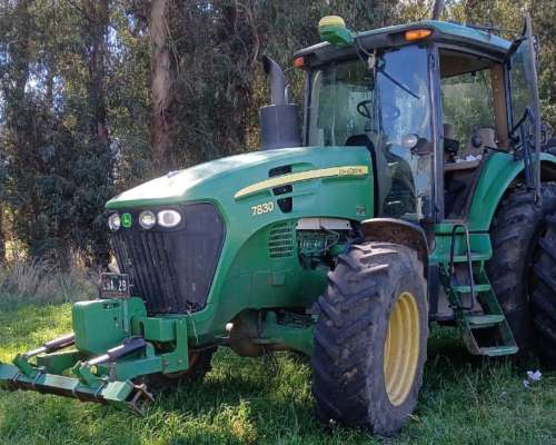 Tractor John Deere 7830, año 2009