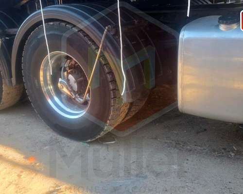 Iveco Stralis 490s46t Automático 6X2 Modelo 2015