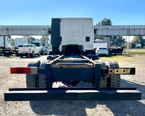 Camion Iveco Tector 170e22 año 2014 C/sider. Motor 0 km