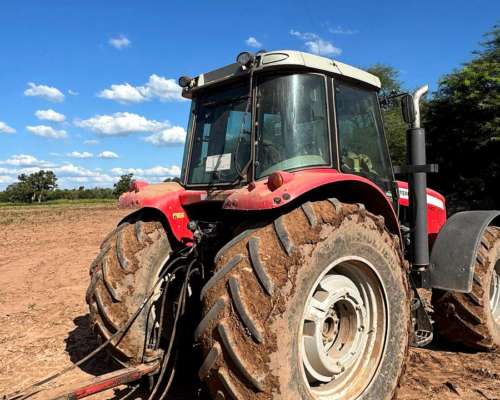 Tractor Massey 6480 año 2010