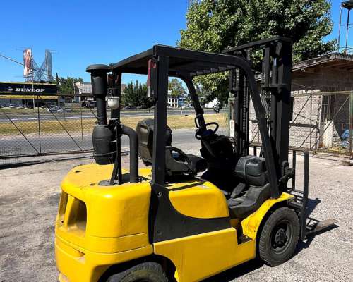 Autoelevador Diésel Yale Capacidad 2500kg