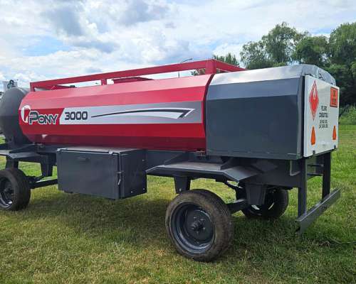 Acoplado Tanque Combinado 3000 Lts - 750 Lts Agua y Bauleras