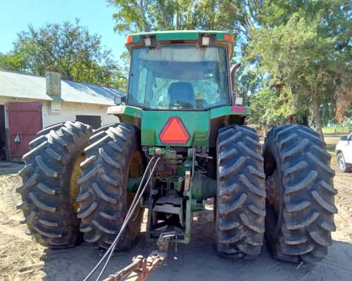 Tractor John Deere 8200