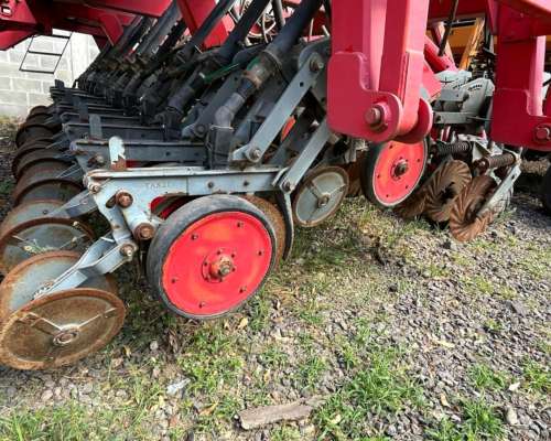Sembradora Tanzi Special 3000 - 23 a 21 - Alfalfero