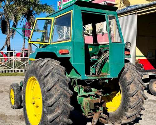 Tractor John Deere 3530