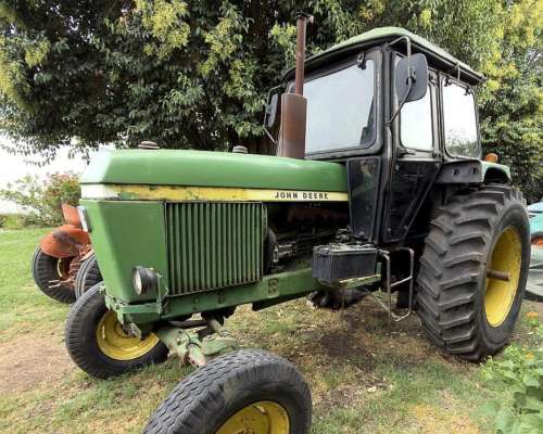 Tractor John Deere 3530