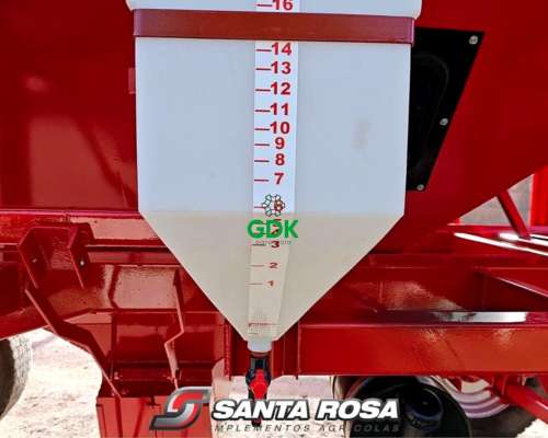 Tolva Semillera/fertilizante 14 MTS3 con Chimango.santa Rosa