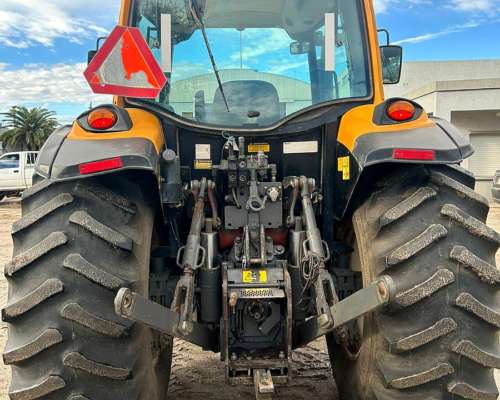Tractor Valtra 114 Usado