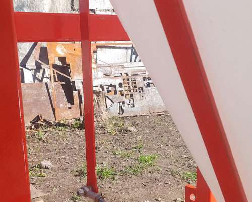 Fertilizadora 3 Puntos al Voleo.