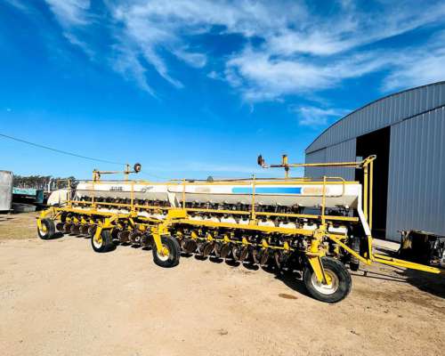 Sembradora Ascanelli 20 Surcos a 52 CM.