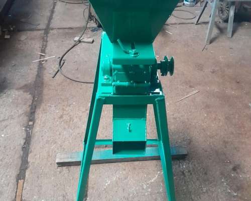 Moledora Trituradora de Granos de 250 Kg/h a 850 Kg/h