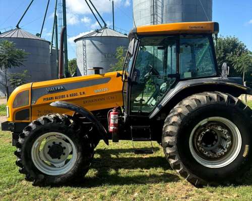 Tractor Valtra BM120 120hp