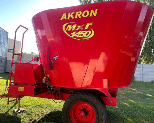 Akron año 2015 en Excelente Estado