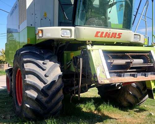 Cosechadora Claas Medion 310 (2008) – 3.500 Hs