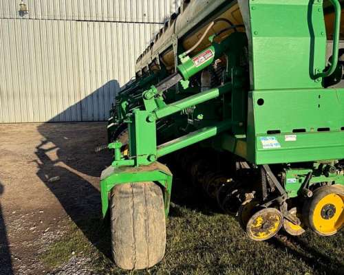 Sembradora Erca Vi-g, 20 Surcos a 52 CM, Estado: Impecable.