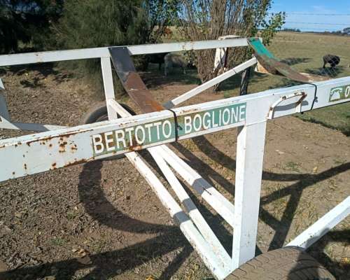 Trailer para Transportar Tanque Plástico - Bertotto Boglione