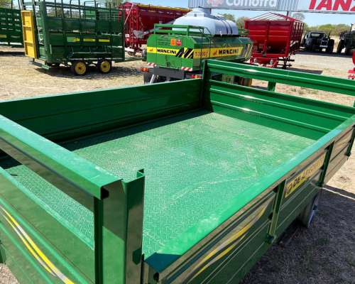 Acoplado Playo de Arequito 4x2mts para 4tn