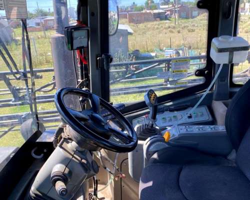 Pulverizadora Autopropulsada Metalfor 7040 año 2016.