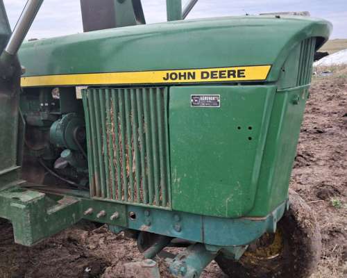 Tractor John Deere 2420