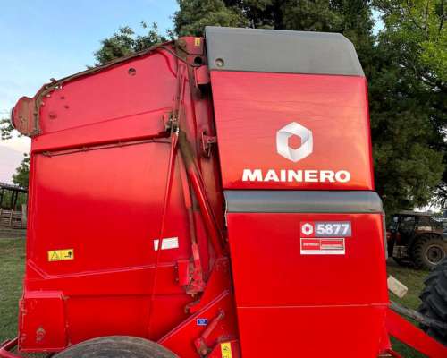 Rotoenfardadora Mainero 5877 Usada año 2022