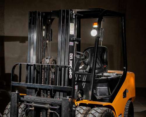 Autoelevador Xcmg FD35 3.500kg Dual T/T 4.5mt Todo Vial