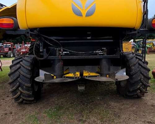 Cosechadora New Holland CR 7.90 800 Horas Igual a Nueva
