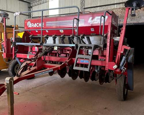 Sembradora Apache 450, año 2020, a Placa, 7 Sucos a 42 o 52