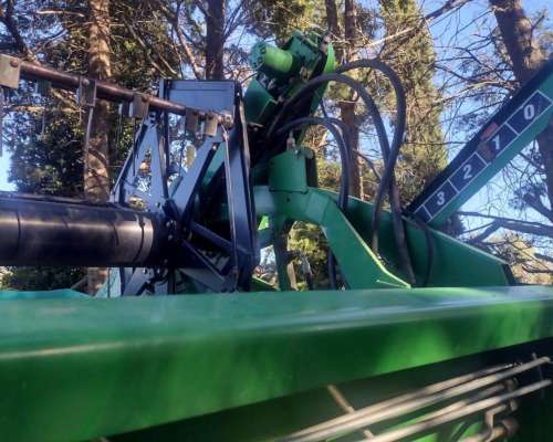 Plataforma John Deere 323 Master