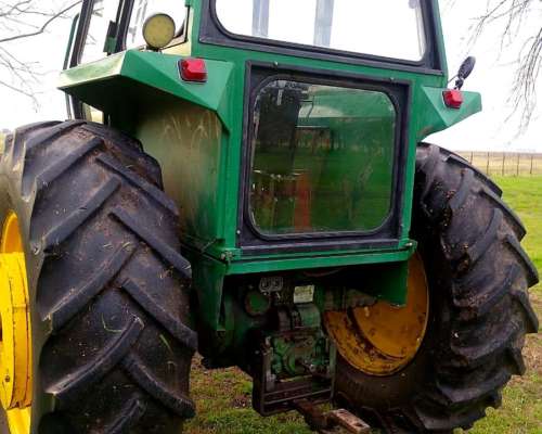 Tractor John Deere 3530