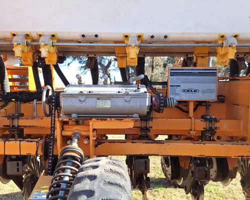 Sembradora Cele 16 a 42