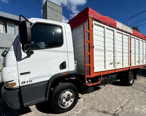 Mercedes Benz Accelo 815/37/39 Frontal 2017 Diesel