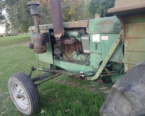 Vendo Tractor DEUTZ.A.85.2114 .