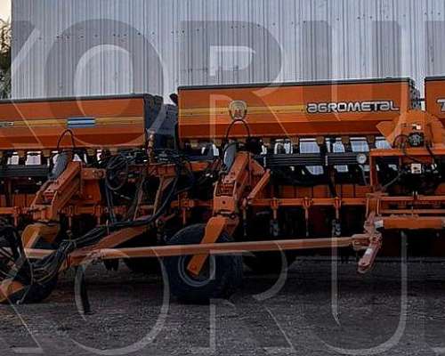 Agrometal 33/35 Neumatica Click y Variable en Siembra y Fert