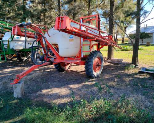 Pulverizador Barbuy 3600 Lts
