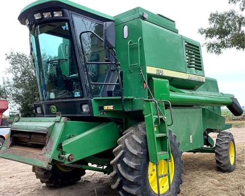 Cosechadora John Deere 1175 2004