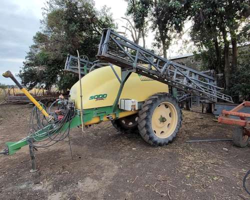 Pulverizador Caiman de Arrastre Serie a 3000