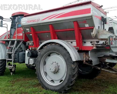 Fertec, Fertil 824, 2014 Motor Cummins 240 HP, 8000 Hs