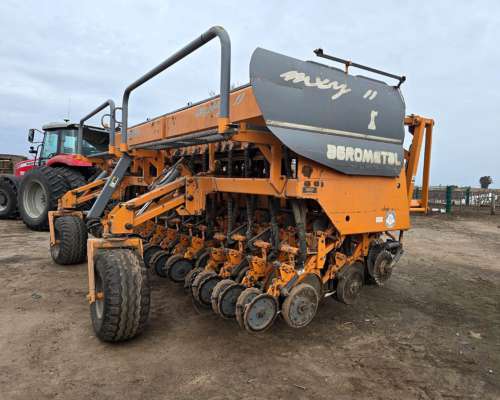 Agrometal MXY LL . de 31 a 21 CM. año 2014